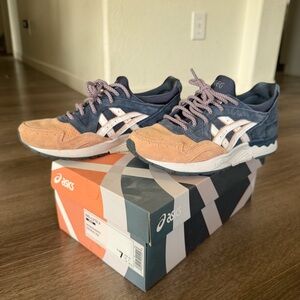Kith X ASICS Gel Lyte V “Salmon Toe” Sz7M
